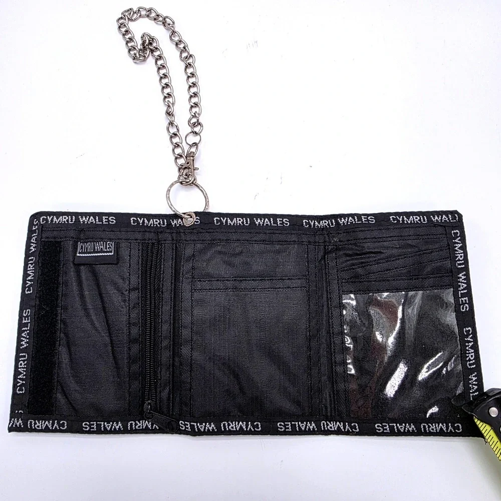 Wales Cymru Red Dragon Flag Trifold Chain Wallet Black Green White Souvenir
